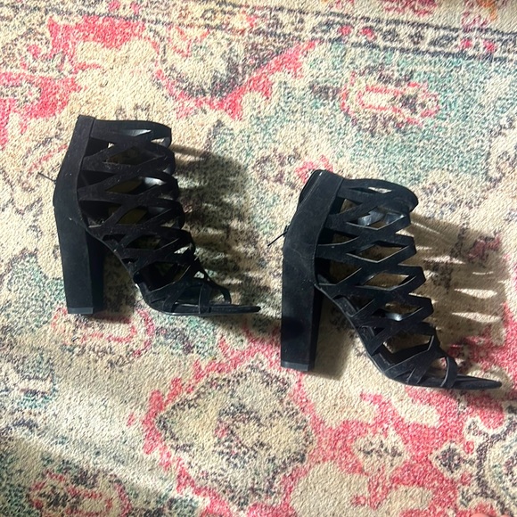 Forever 21 Shoes - Forever 21 Black Suede heel